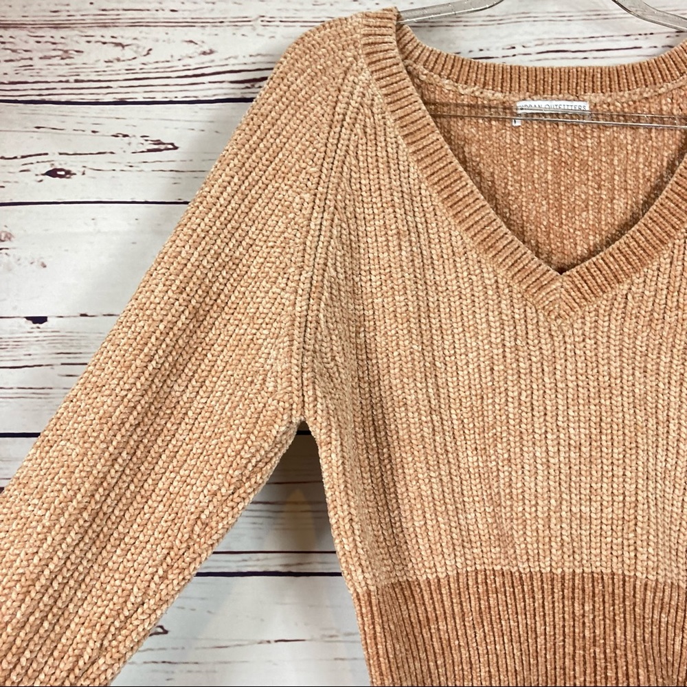 UO Tan Semi-Cropped Chunky Knit Chenille Sweater S - Picture 8 of 11